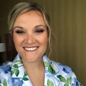 Meet your Posher, Enily